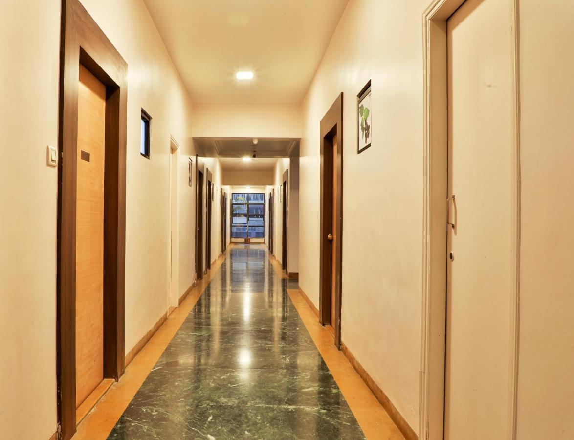 Saish Hotel Shirdi Eksteriør billede
