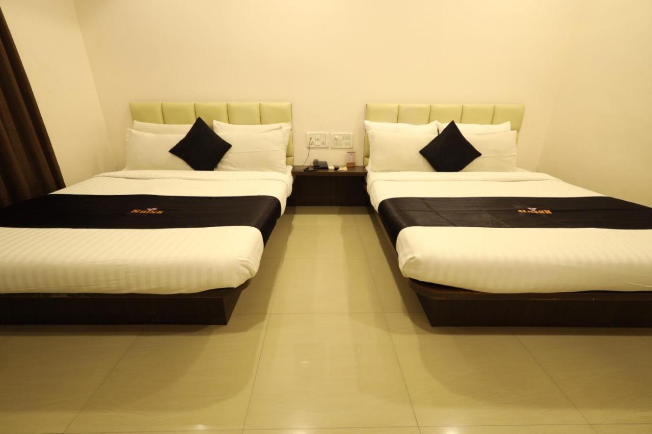 Saish Hotel Shirdi Eksteriør billede