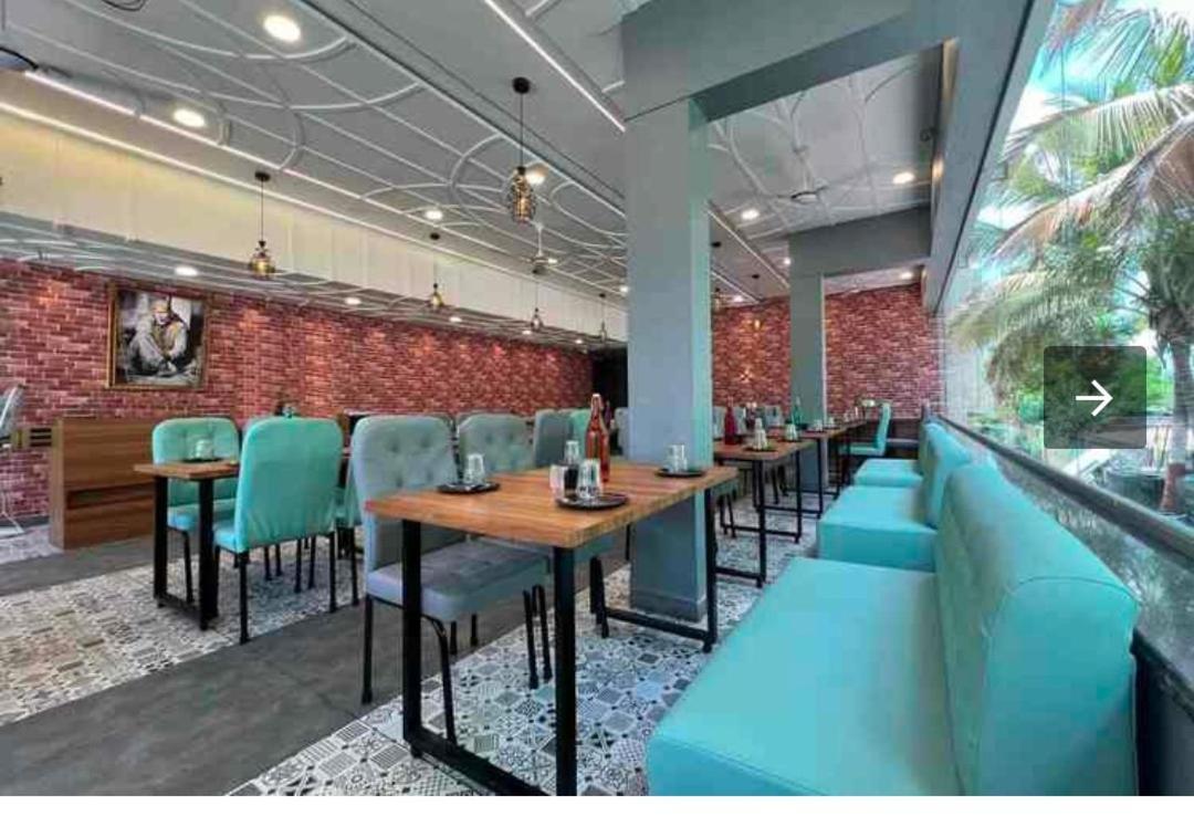 Saish Hotel Shirdi Eksteriør billede