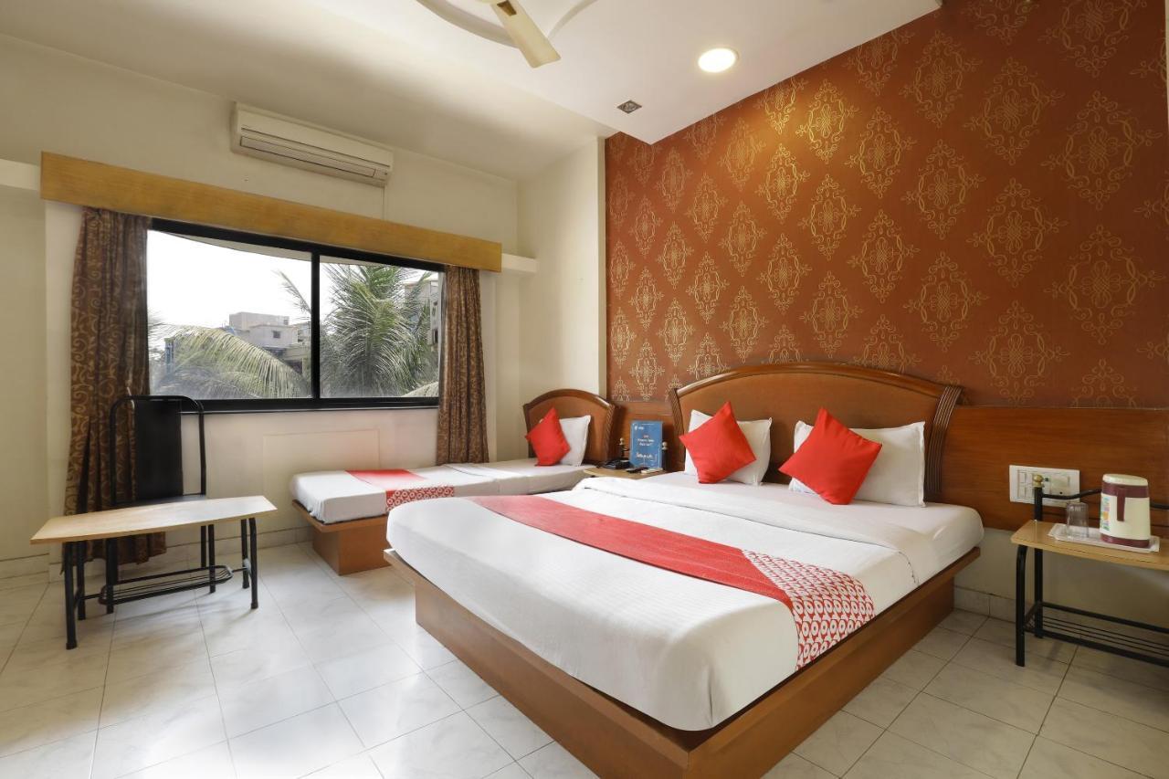 Saish Hotel Shirdi Eksteriør billede