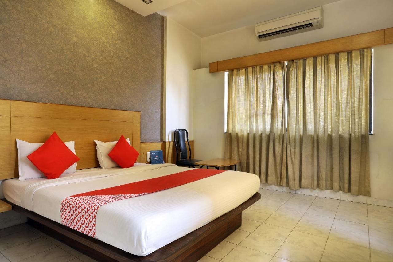 Saish Hotel Shirdi Eksteriør billede