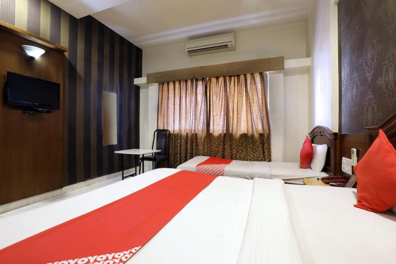Saish Hotel Shirdi Eksteriør billede